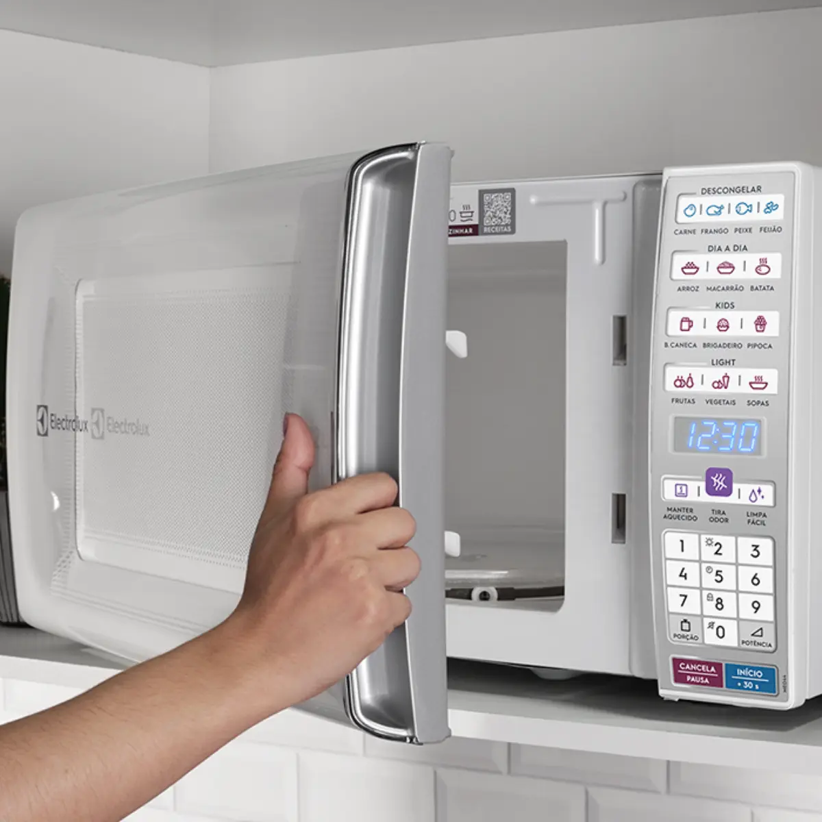 Micro-ondas com Função Tira Odor e Manter Aquecido 34L MEO44 127v Branco - Electrolux