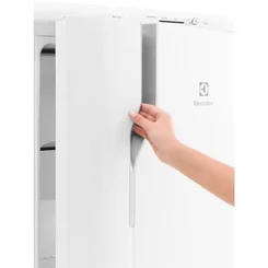 Refrigerador Electrolux Cycle Defrost RE31 240L 1 Porta Branco 127V - AP / MT
