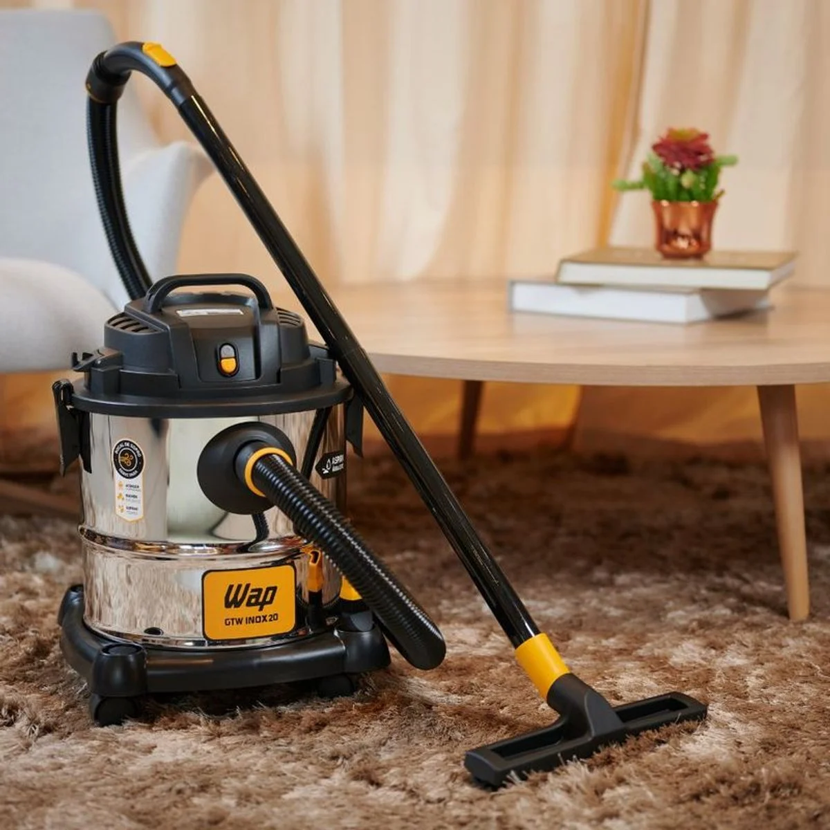Aspirador de Pó e Água WAP GTW INOX 20 1600W 20L 127V - AP / MT